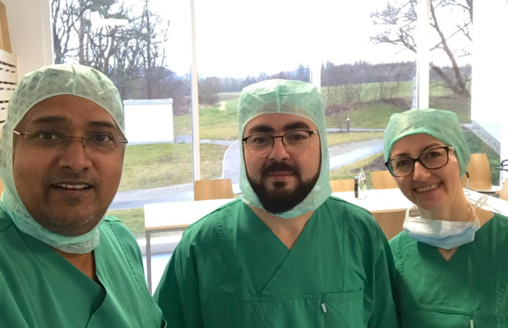 Dr. Sanjeev Patnaik, the top robotic knee replacement surgeon in bhubaneswar, odisha, near me